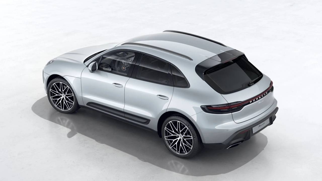 2026 Porsche Macan T photo 4