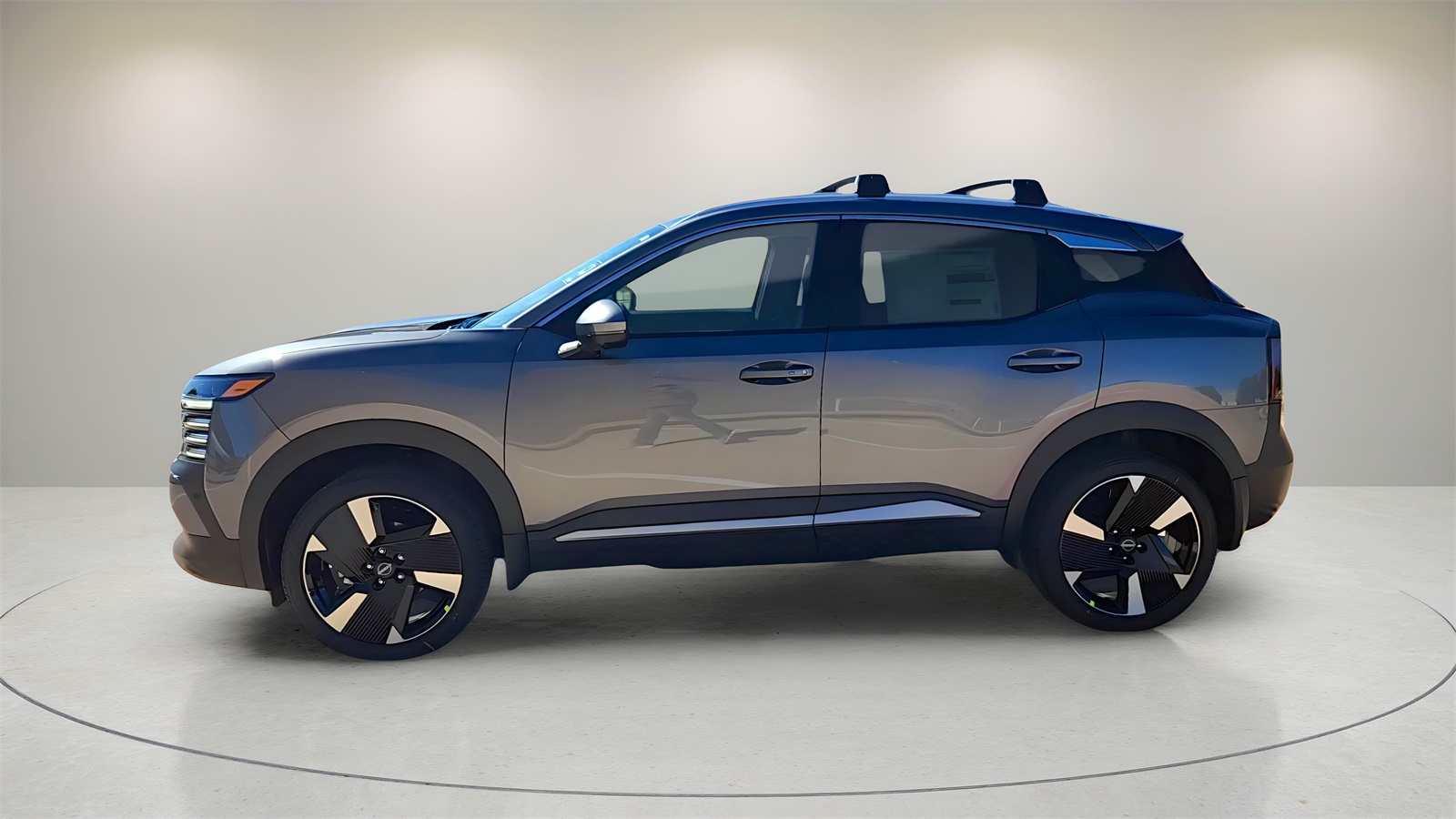 2025 Nissan Kicks SR photo 4