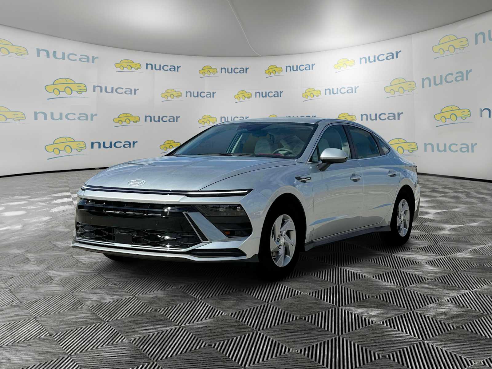 2025 Hyundai Sonata SE photo 2