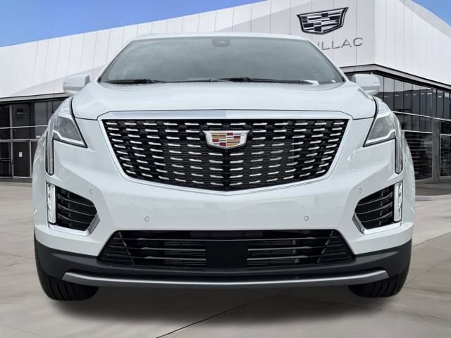 2025 Cadillac XT5 Premium Luxury photo 3