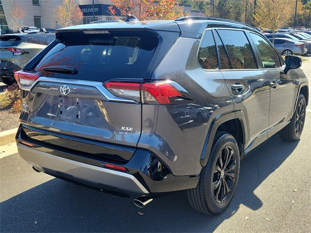 2025 Toyota RAV4 Hybrid XSE photo 4
