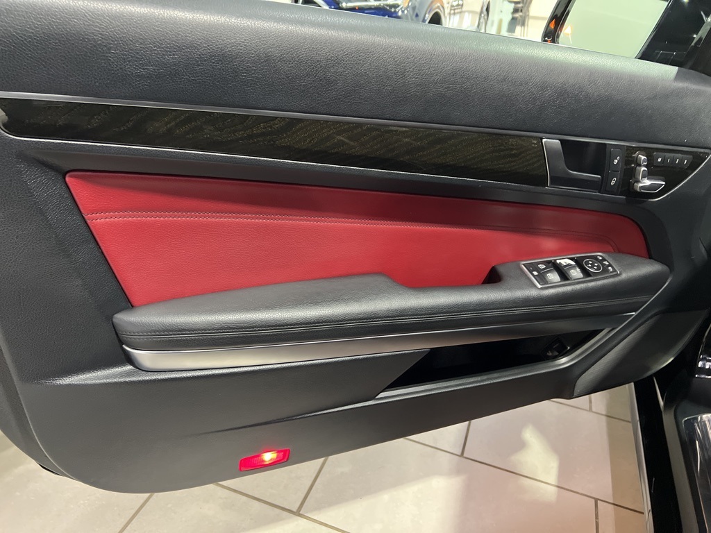 2016 Mercedes Benz E 400 4MATIC photo 17