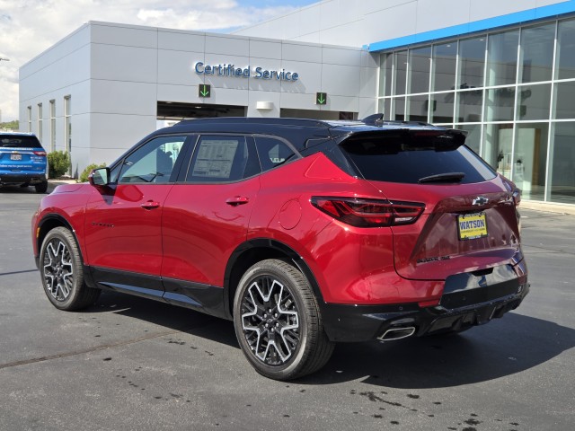2025 Chevrolet Blazer RS photo 2