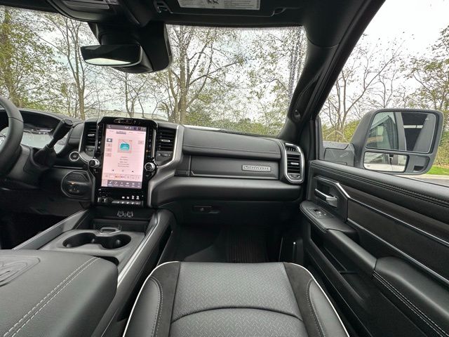 2026 Ram 3500 Laramie photo 28