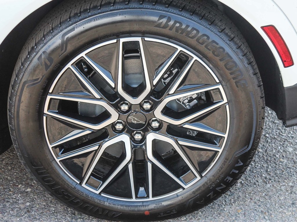 2025 Ford Mustang Mach-E Premium photo 6