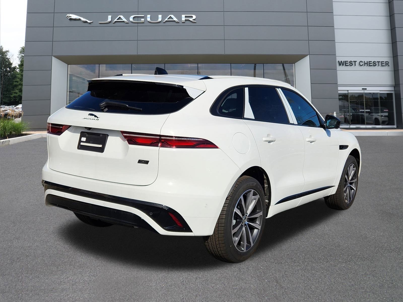 2026 Jaguar F-PACE P250 R-Dynamic S photo 4