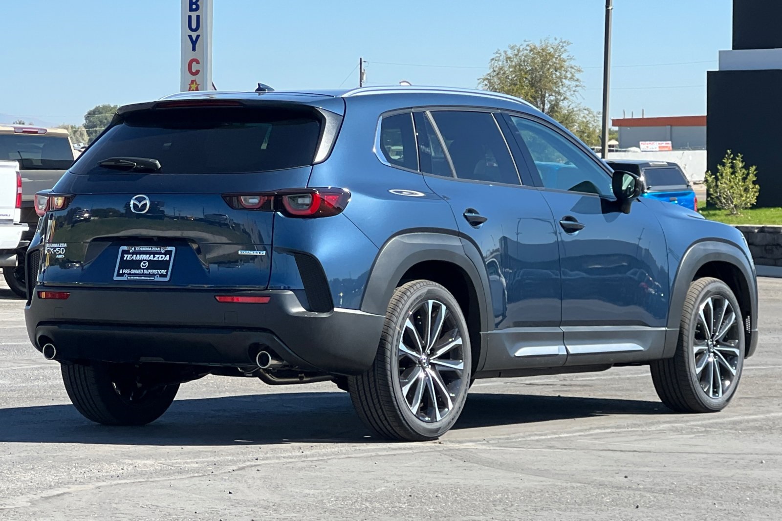 2025 Mazda CX-50 2.5 Premium Plus photo 4