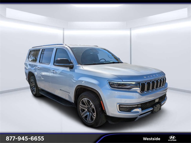 2023 Jeep Wagoneer L Series II's photo