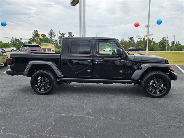 2025 Jeep Gladiator Sport photo 2