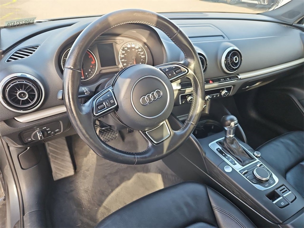 2016 Audi A3 1.8T Premium photo 11