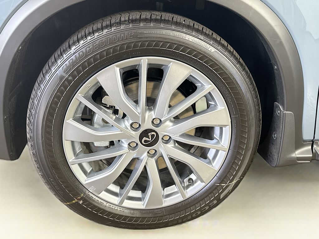2025 Infiniti QX50 Luxe photo 35