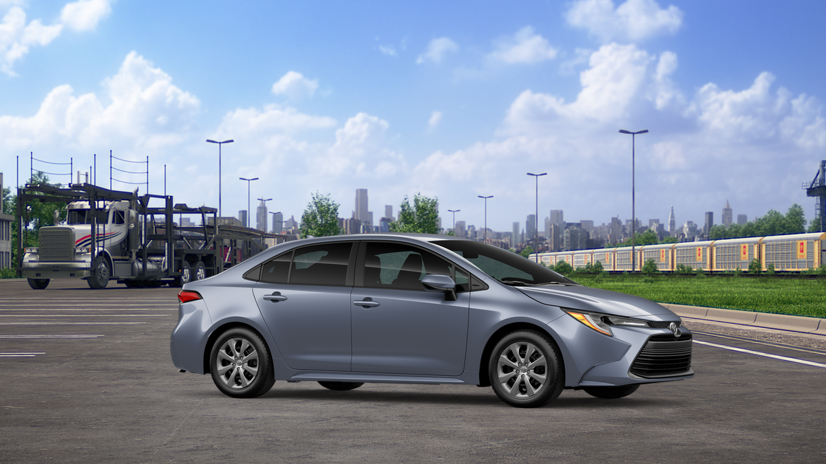 2026 Toyota Corolla LE photo 12