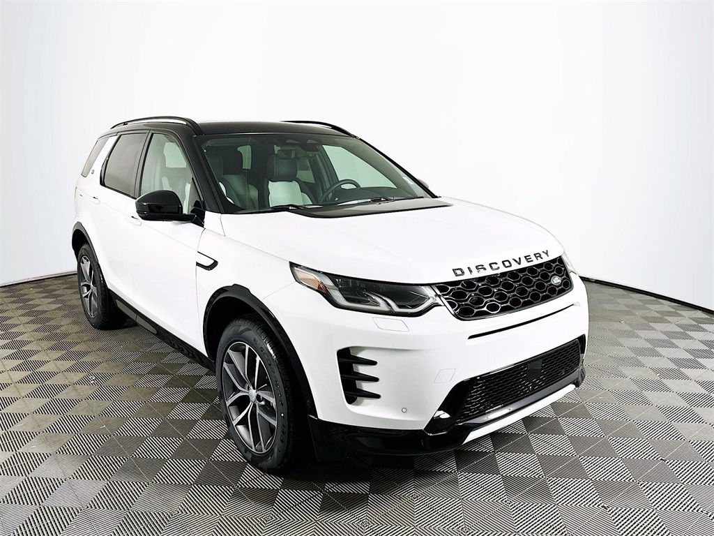 2025 Land Rover Discovery Sport SE photo 3