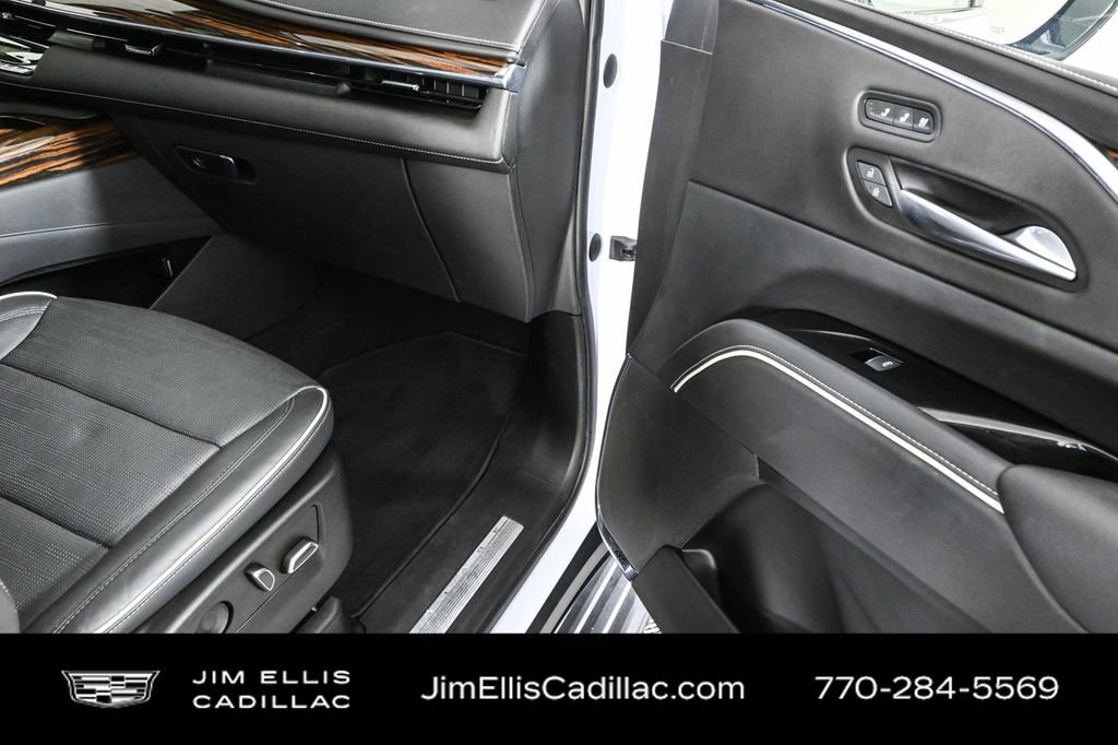 2022 Cadillac Escalade Premium Luxury photo 22