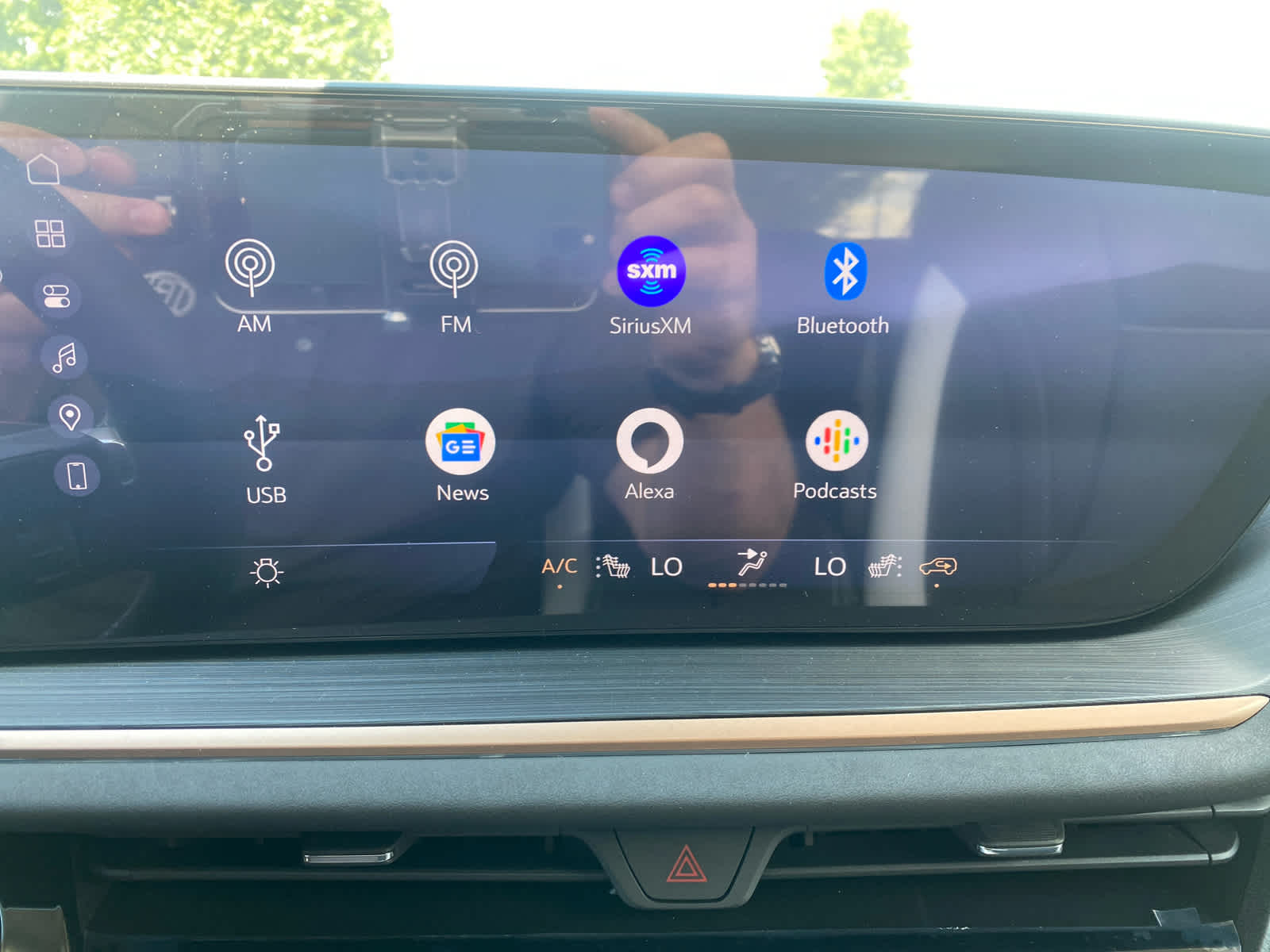 2025 Buick Envision Sport Touring photo 21