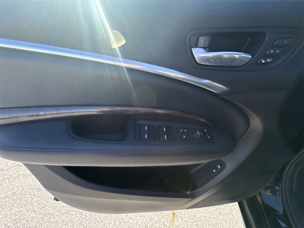 2017 Acura MDX Technology Entertainment photo 15