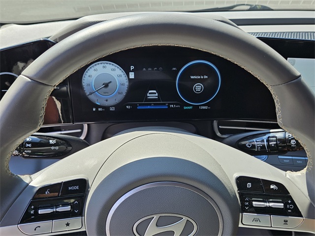 2025 Hyundai Elantra SEL Convenience photo 23