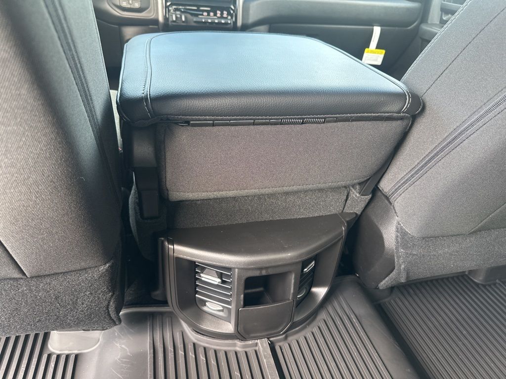 2026 Ram 2500 Tradesman photo 24