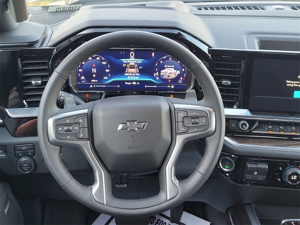 2025 Chevrolet Silverado 1500 RST photo 8