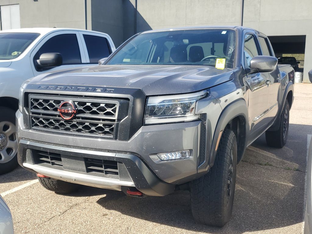 2024 Nissan Frontier PRO-4X photo 2