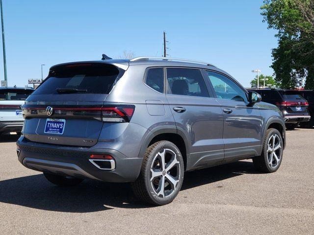 2025 Volkswagen Taos SEL photo 3