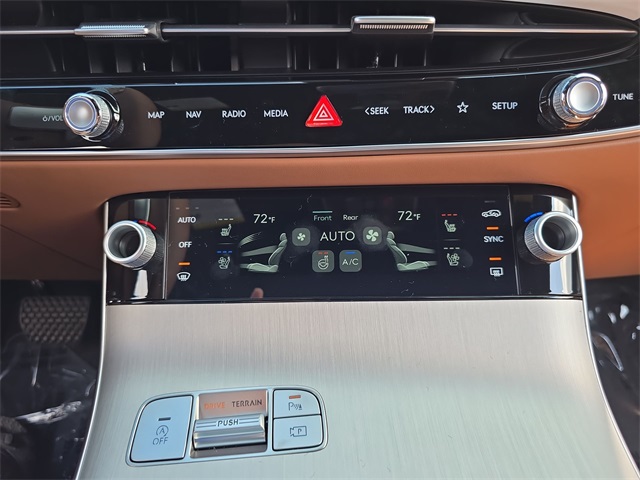 2026 Genesis GV70 2.5T Advanced photo 19