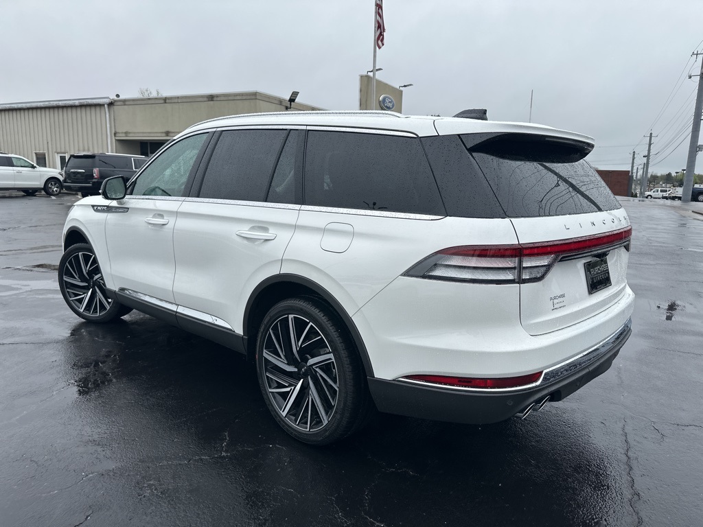 2025 Lincoln Aviator Reserve photo 29