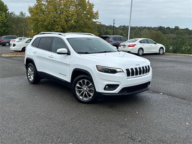 2019 Jeep Cherokee Latitude photo 2
