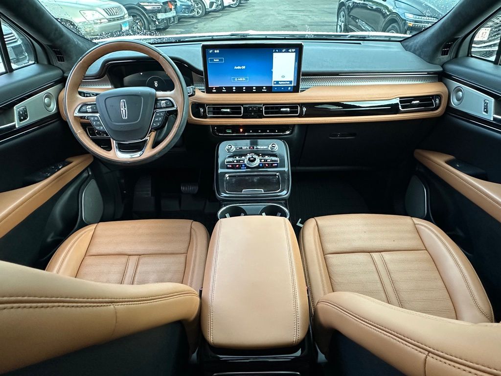 2022 Lincoln Nautilus Black Label photo 27