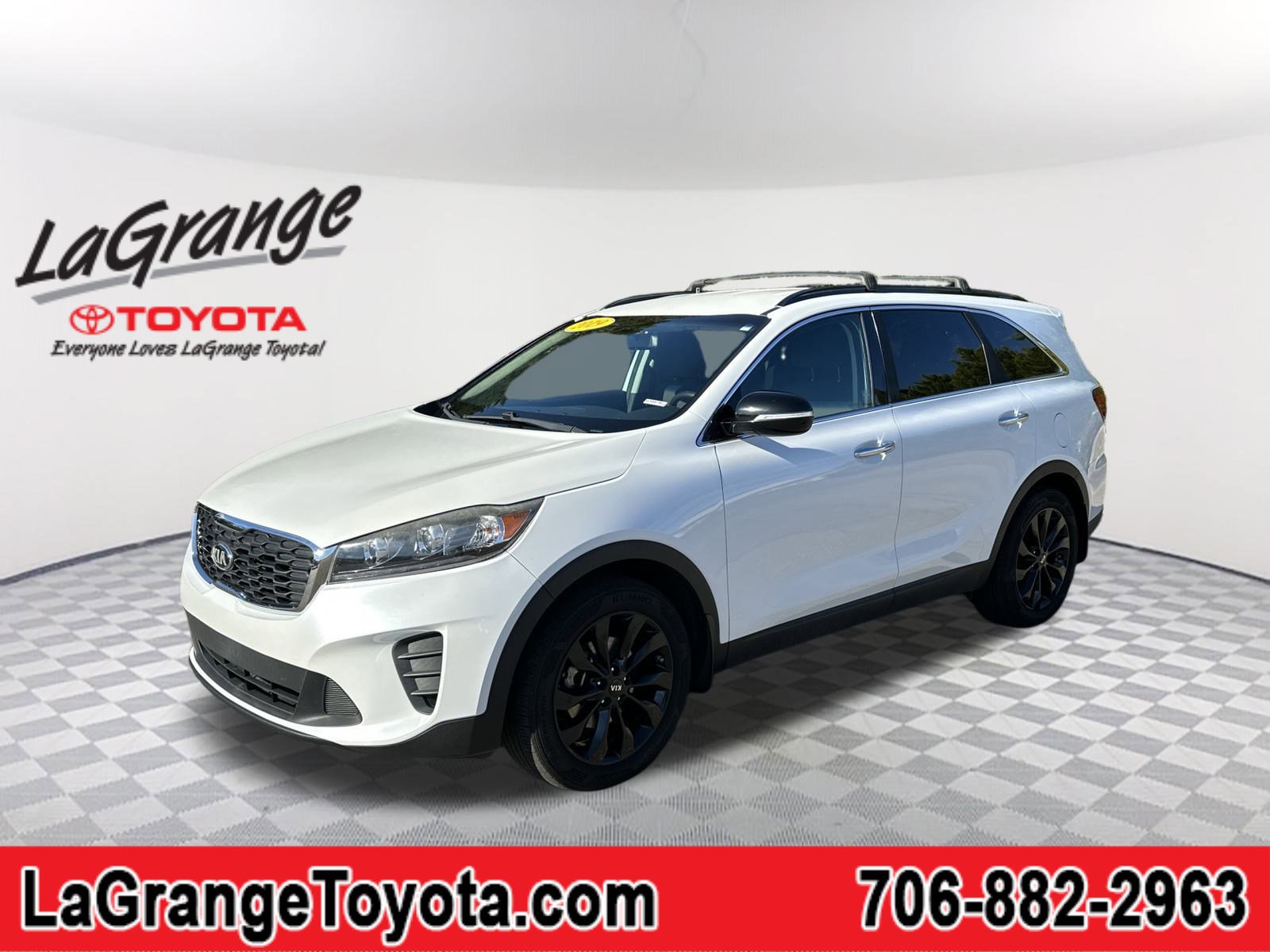 2019 Kia Sorento S's photo