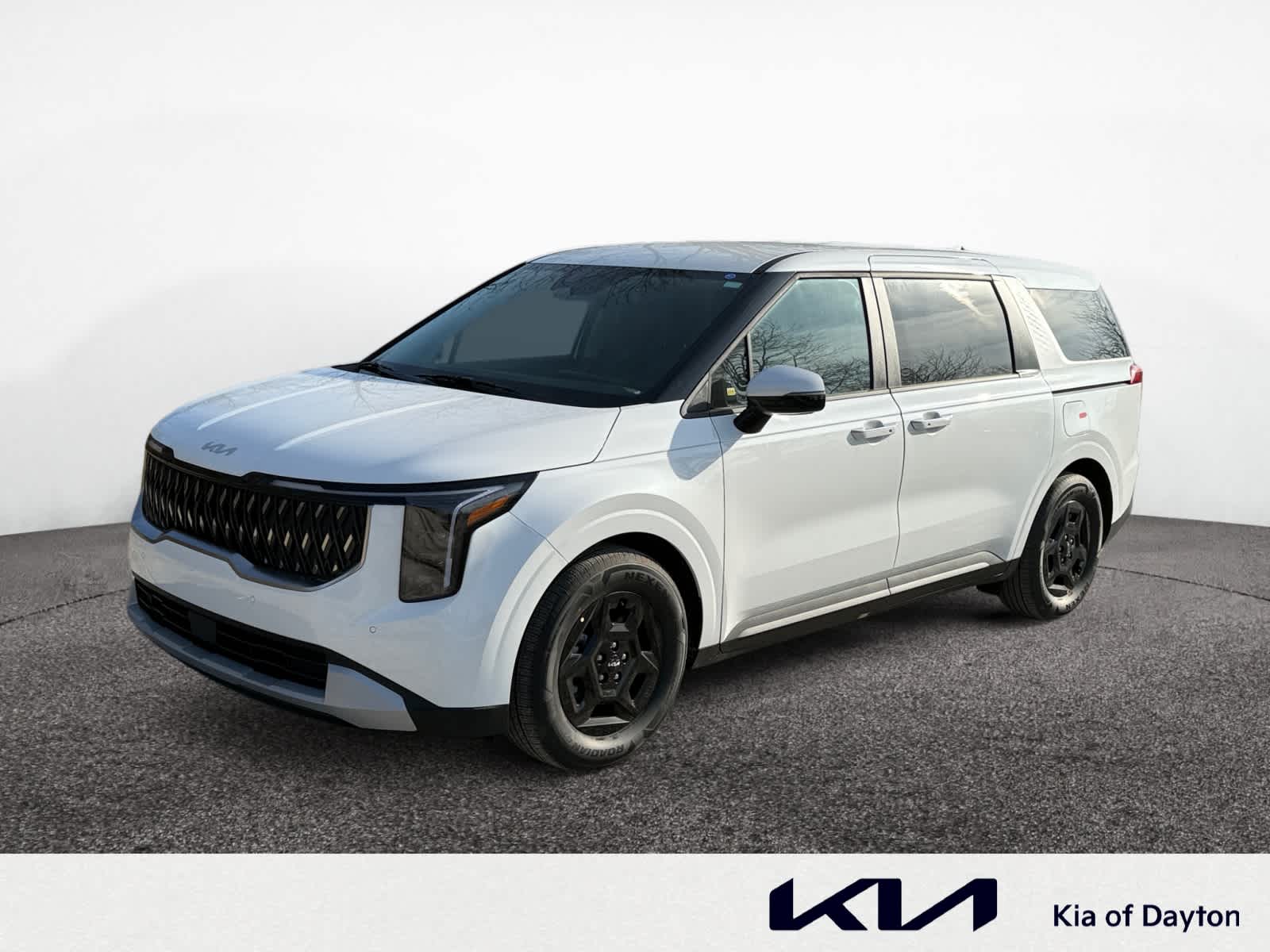 2026 Kia Carnival LX's photo