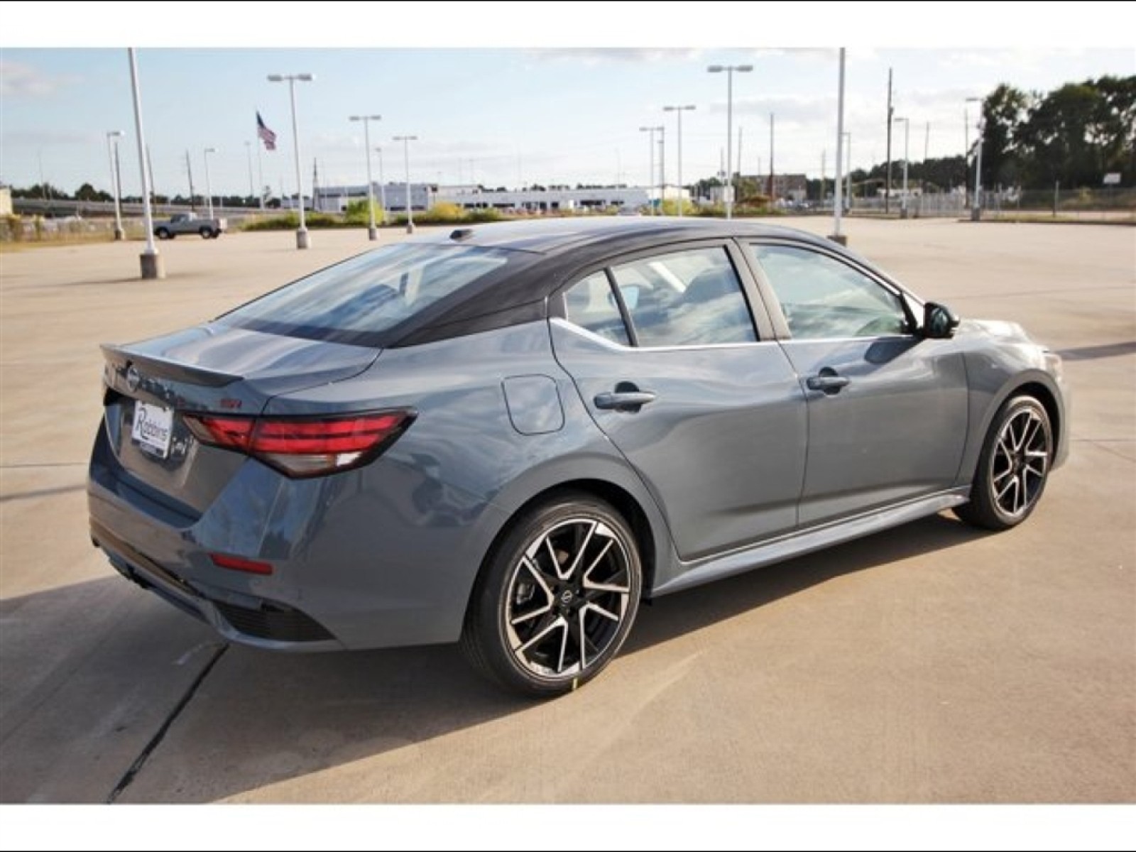 2025 Nissan Sentra SR Gray at Robbins Nissan
