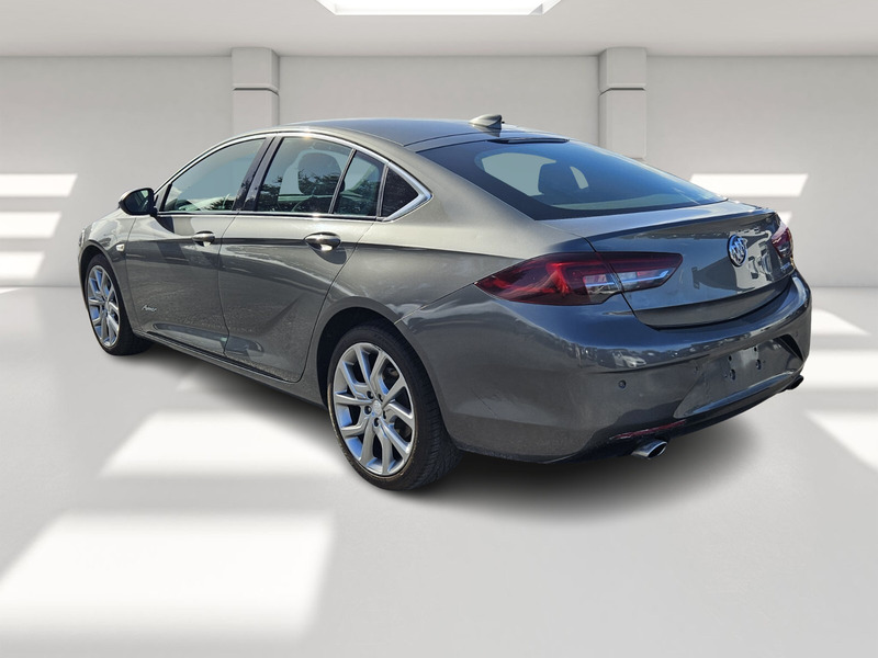 2019 Buick Regal Sportback Avenir photo 3