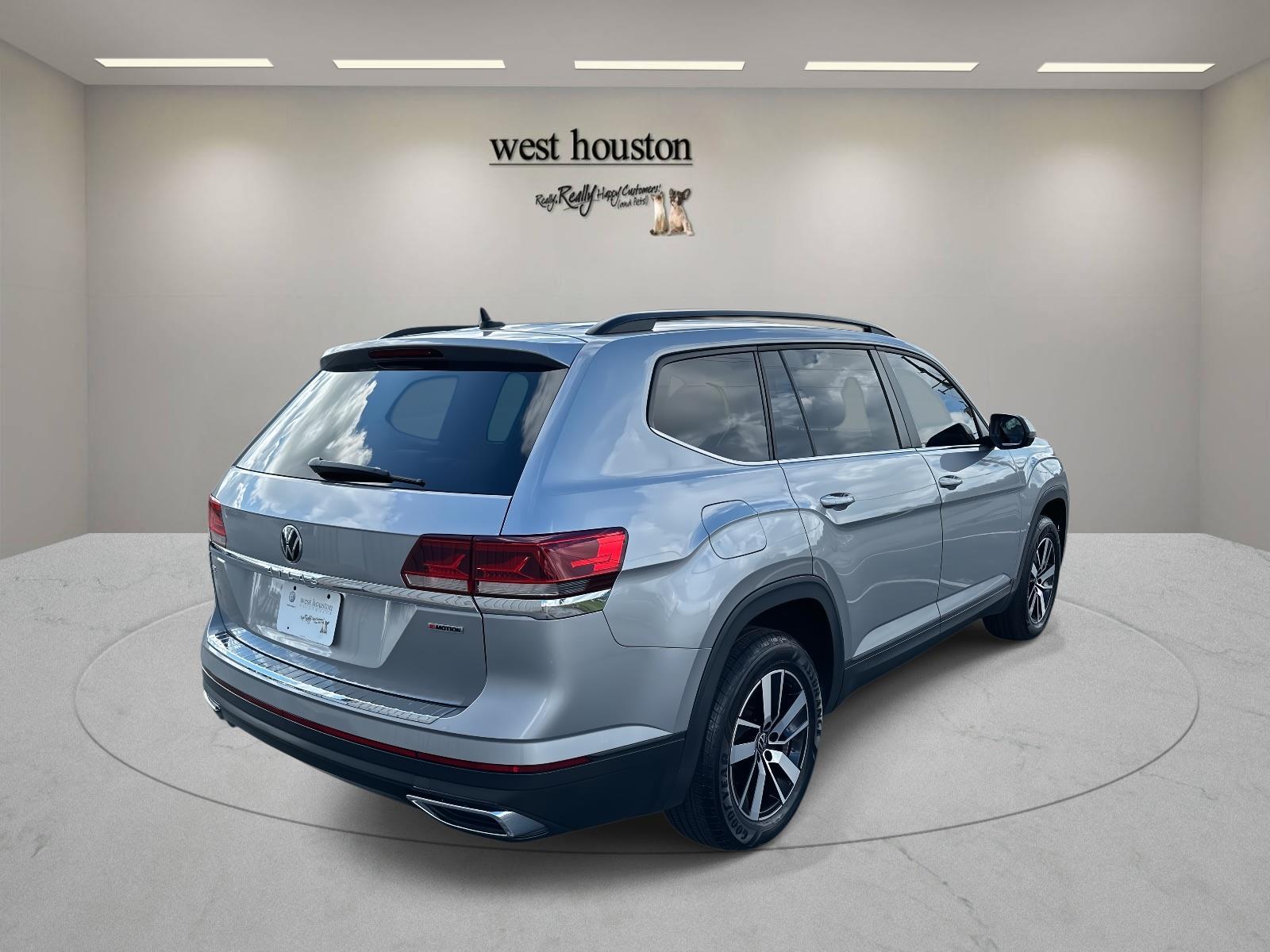 2022 Volkswagen Atlas SE photo 3