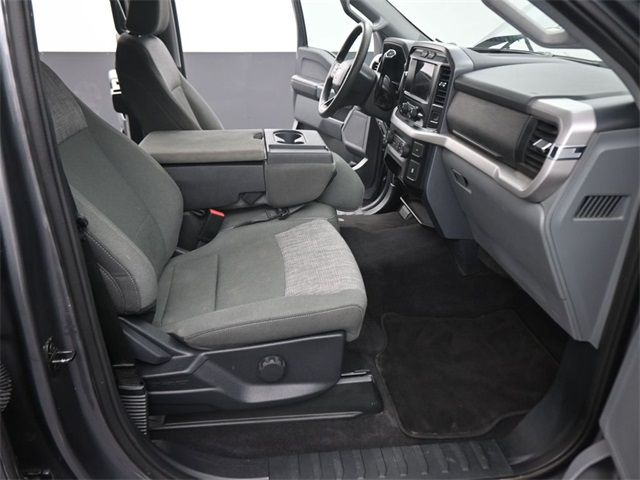 2023 Ford F-150 XLT photo 11