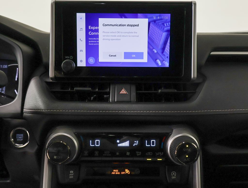 2024 Toyota RAV4 XLE photo 10