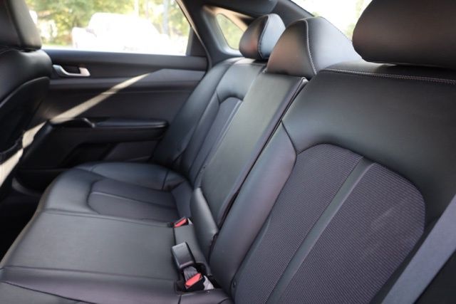 2023 Kia K5 GT-Line photo 30