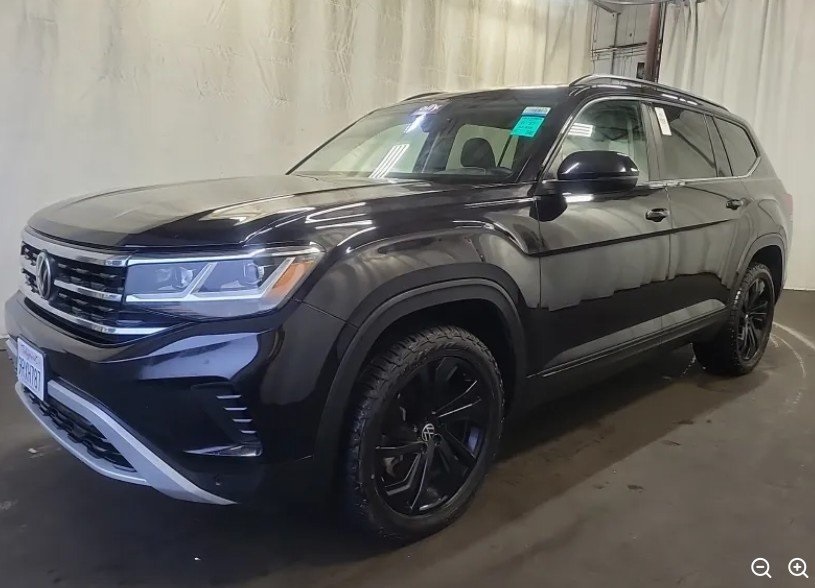 2023 Volkswagen Atlas SE w/Tech's photo