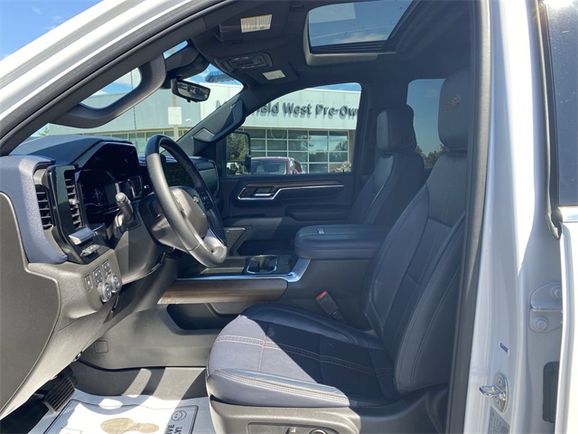 2024 Chevrolet Silverado 2500HD High Country photo 4
