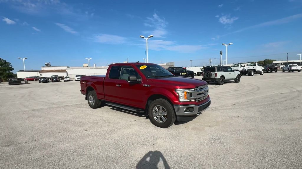 2019 Ford F-150 XLT photo 2