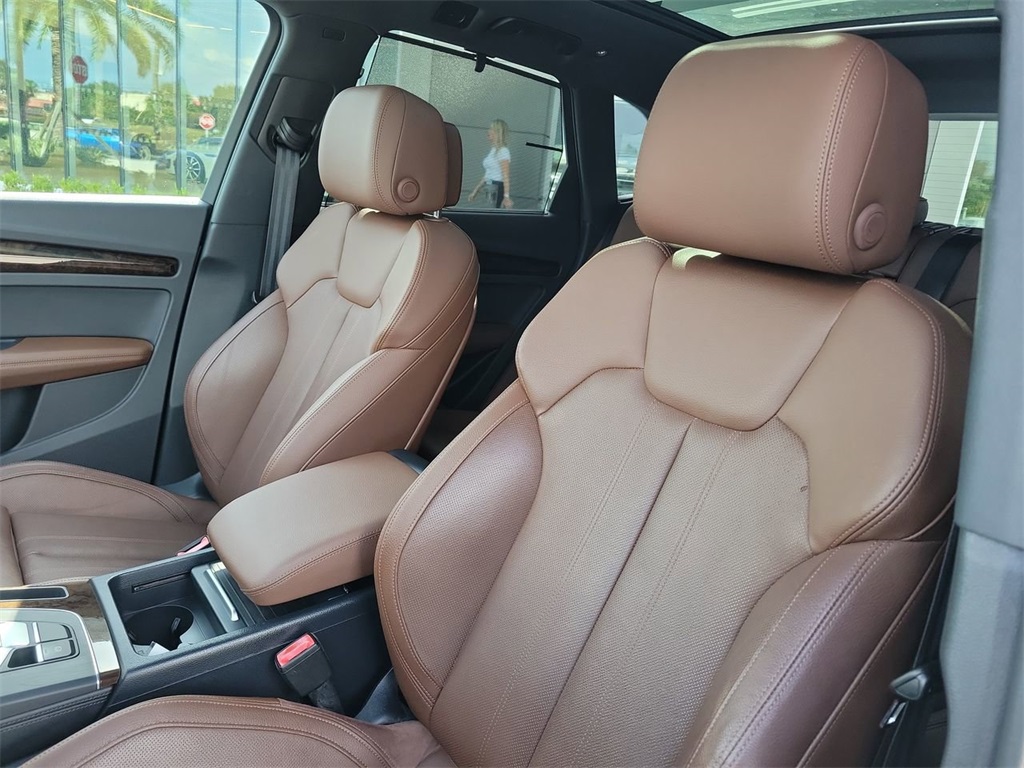 2019 Audi Q5 2.0T Premium Plus photo 21