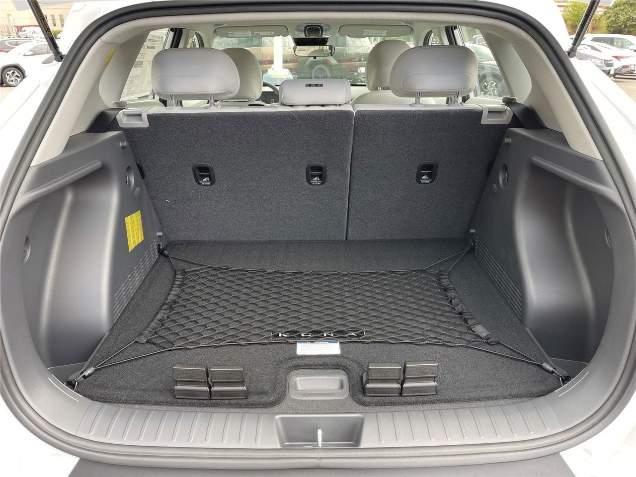 2026 Hyundai Kona SE photo 14