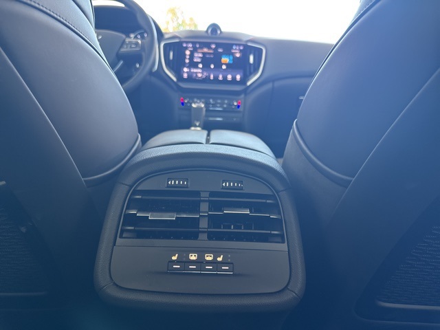 2024 Maserati Ghibli Modena photo 13