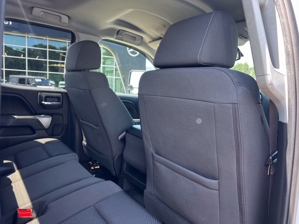 2017 Chevrolet Silverado 2500HD LT photo 21