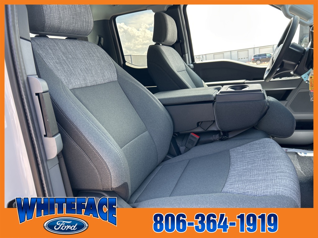 2025 Ford F-350 XLT photo 32
