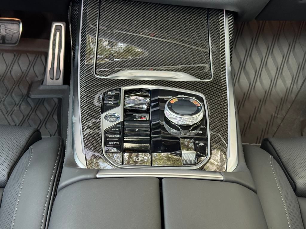 2026 Bmw X7 M60i photo 22