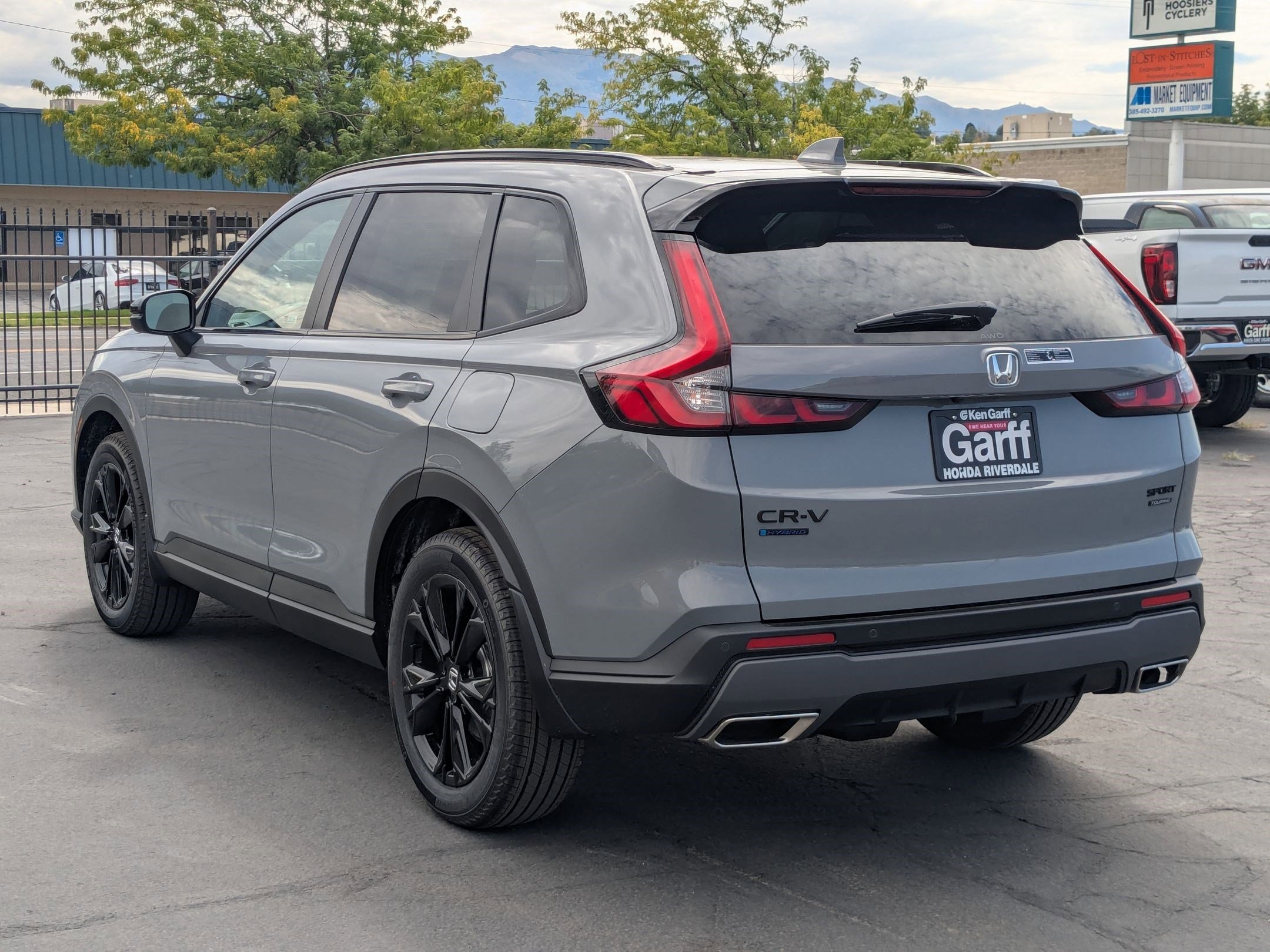 2026 Honda CR-V Sport Touring Hybrid photo 5