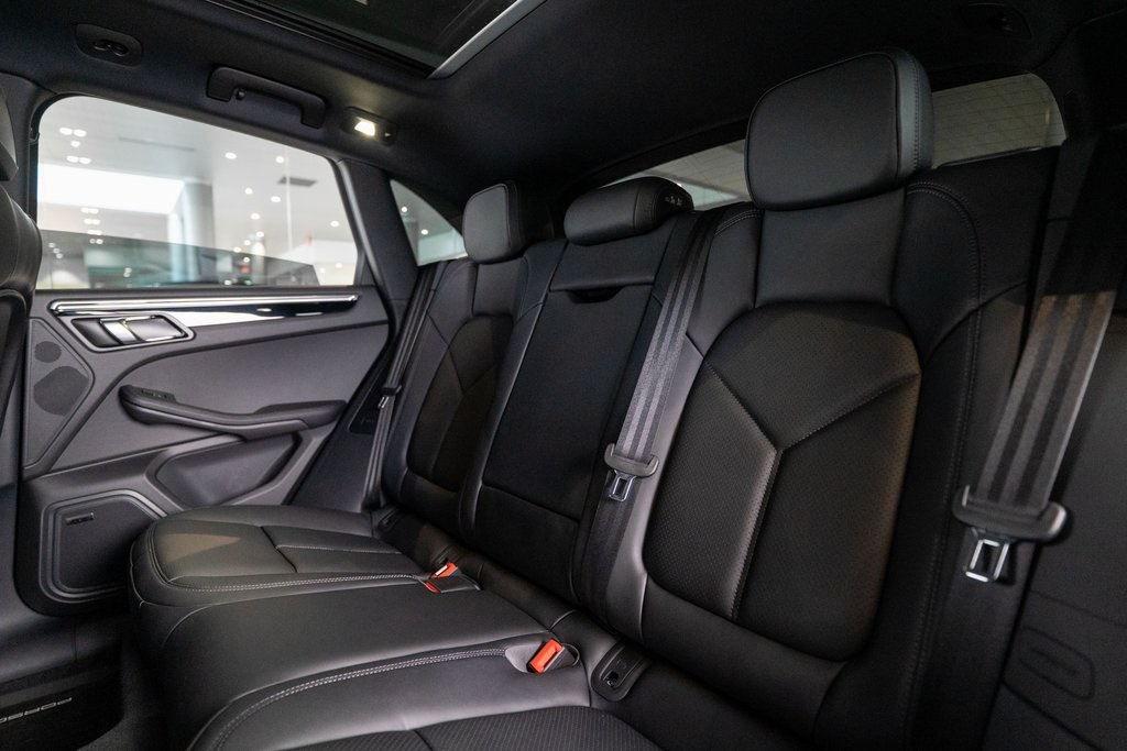 New 2025 Jet Black Metallic Porsche S image 34