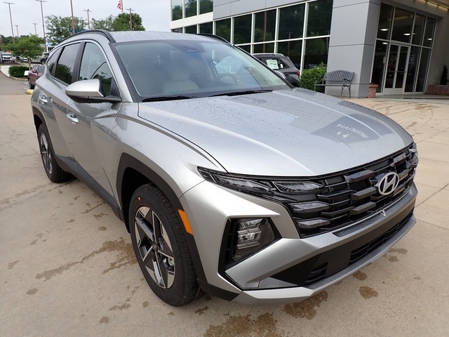 2025 Hyundai Tucson SEL photo 8