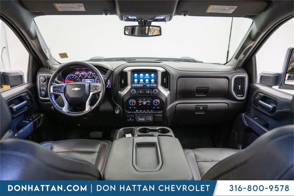 2021 Chevrolet Silverado 2500HD LTZ photo 3